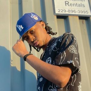 Meet your Posher, Cam